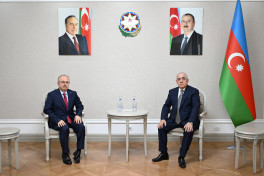 Baş nazir Türkiyə səfiri ilə görüşüb