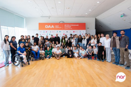 İnklüziv təşəbbüsləri dəstəkləyən “Nar” “DanceAbility” iştirakçıları ilə görüşüb