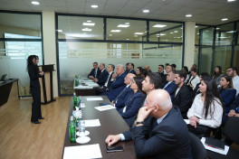 Probasiya xidmətində deputatlarla görüş keçirilib