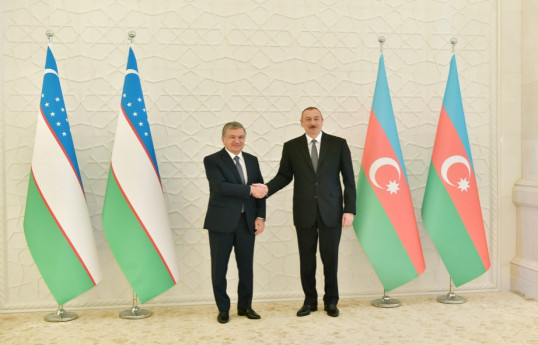 Prezidenti İlham Əliyevlə Prezident Şavkat Mirziyoyev arasında telefon danışığı olub