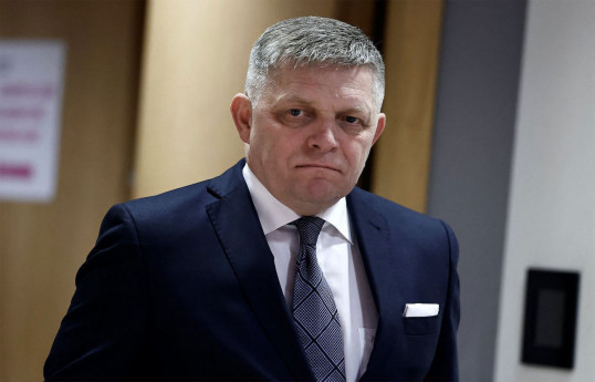 Slovakiyanın Baş naziri Robert Fitso