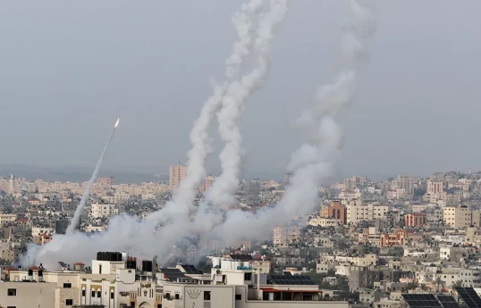 Husilər Tel-Əvivdəki hərbi hədəfə raket zərbəsi endirib