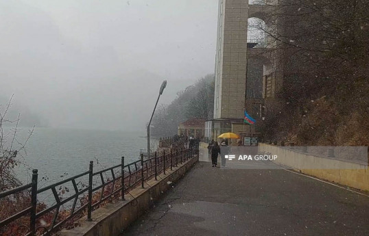 Göygöl və Maral gölə qar yağıb - FOTOLENT 