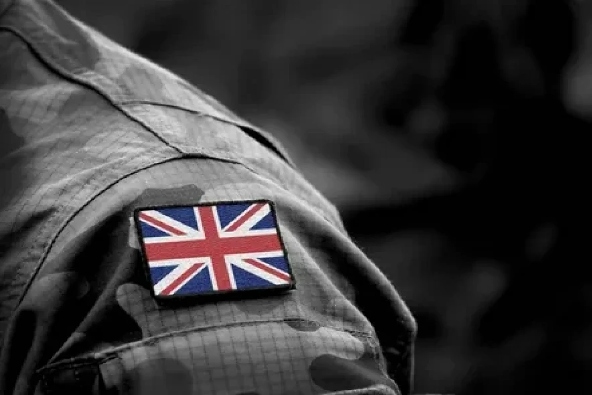 Britaniya müdafiə xərclərini təxminən 3 milyard dollar artırır