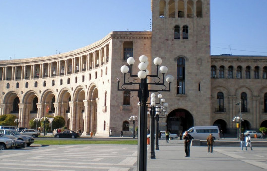 Ermənistan hakimiyyəti Gümrü meri postuna seçkilərlə bağlı müxalif namizədlərə təzyiqlərə başlayıb