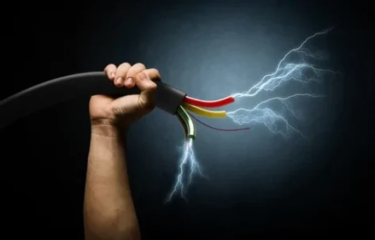 Xankəndidə 27 yaşlı gənci elektrik cərəyanı vuraraq öldürüb