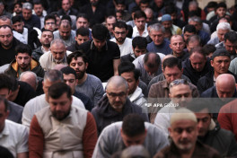 Ramazan ayının başa çatması ilə əlaqədar məscidlərdə bayram namazı qılınıb - YENİLƏNİB-1  - FOTOLENT 