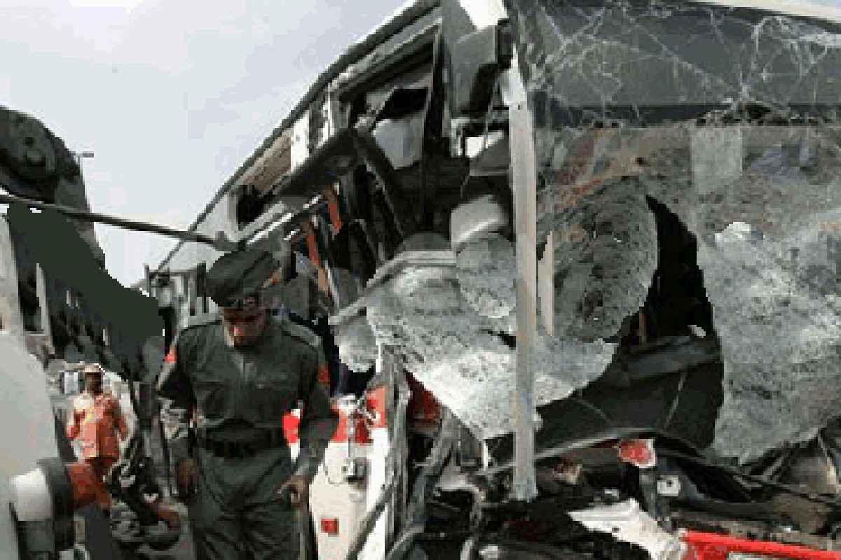 İranda avtobus aşıb, 7 nəfər ölüb, 30 yaralı var