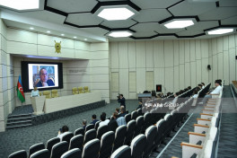 Baş Prokurorluqda media nümayəndələri və tələbələr üçün treninq keçirilib