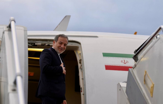 İran XİN rəhbəri Hindistana səfər edib