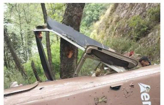 Hindistanda helikopter qəzaya uğrayıb, ölənlər və yaralananlar var