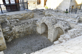 Vyetnamın birinci xanımı İçərişəhərlə tanış olub - FOTO 