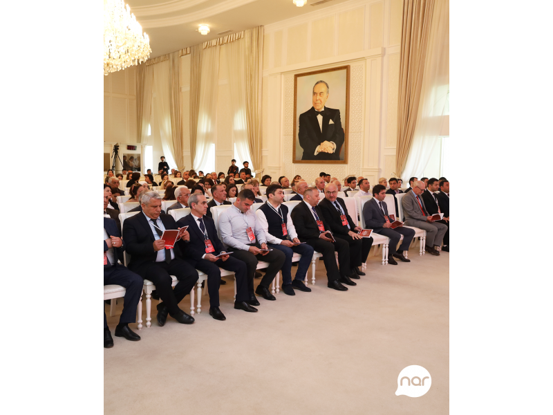 “Nar”ın baş icraçı direktoru Gəncədə konfransda çıxış edib