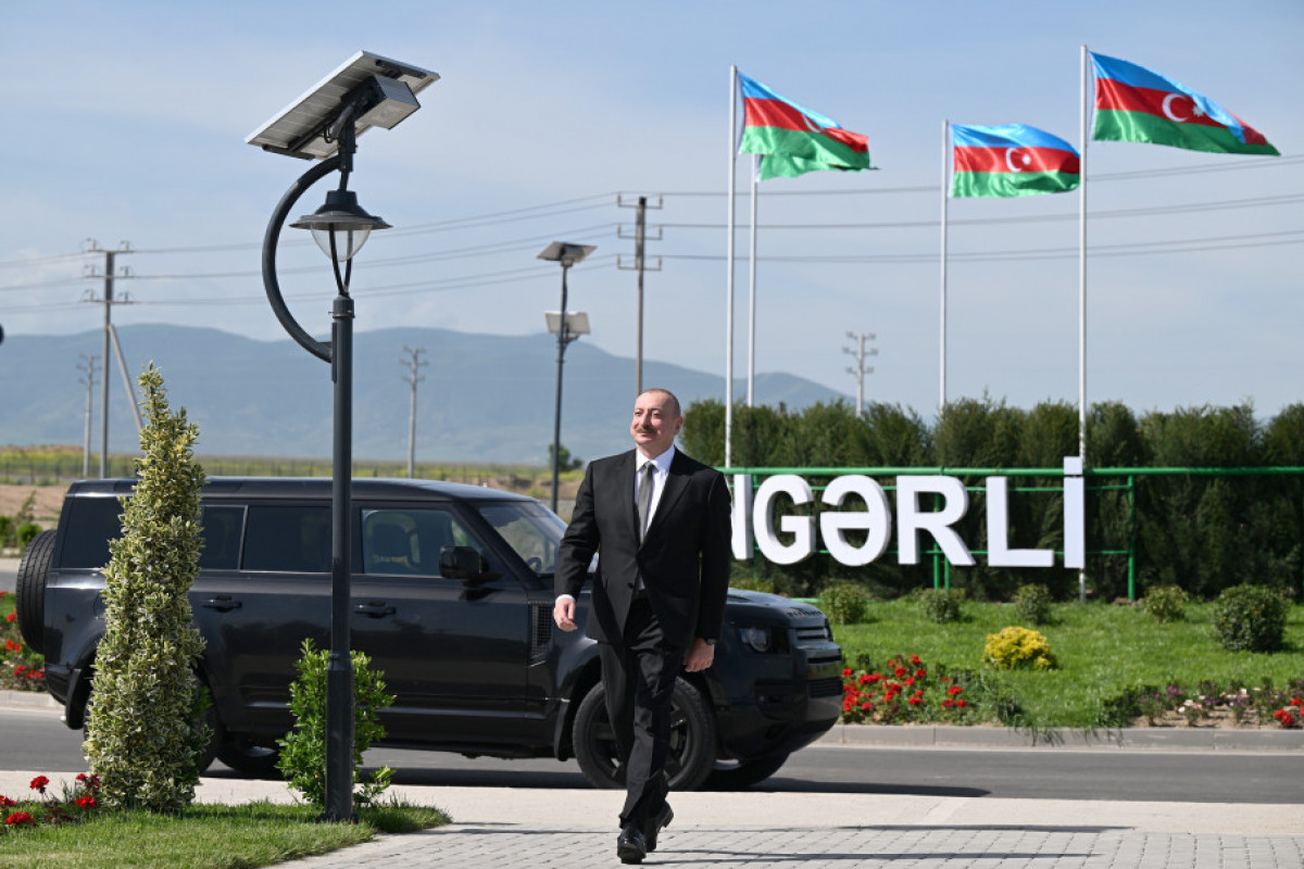 Prezident İlham Əliyev Ağdam rayonunun Kəngərli kəndinin birinci mərhələsinin açılışında iştirak edib - FOTO  - YENİLƏNİB 