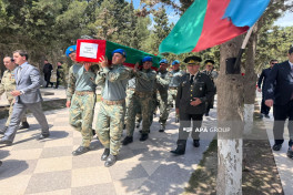 Birinci Qarabağ müharibəsində şəhid olan Yusif Məmmədovun qalıqları Sumqayıtda dəfn olunub - FOTO 