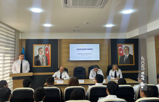 Qarabağ Universitetinin tələbələri və media nümayəndələri Nəsimi prokurorluğunda olub - FOTO 