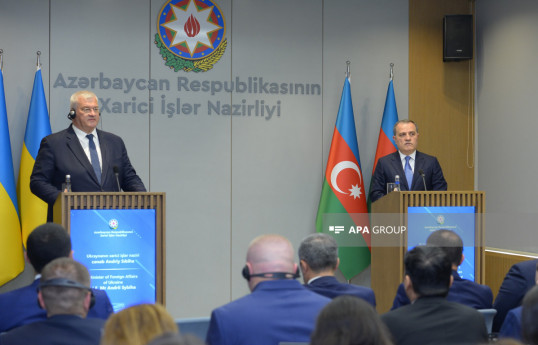 Ukrayna XİN başçısı humanitar yardımlara görə Azərbaycana təşəkkür edib