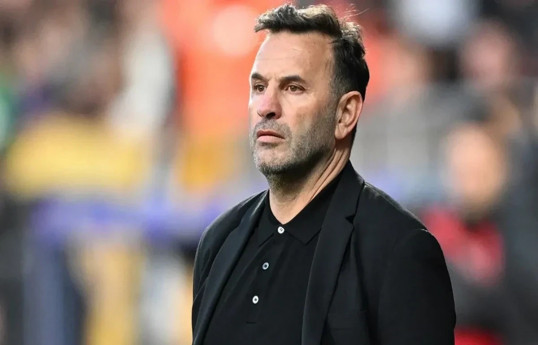 Okan Buruk "Qalatasaray"dan ayrılacaq iki oyunçunu açıqlayıb