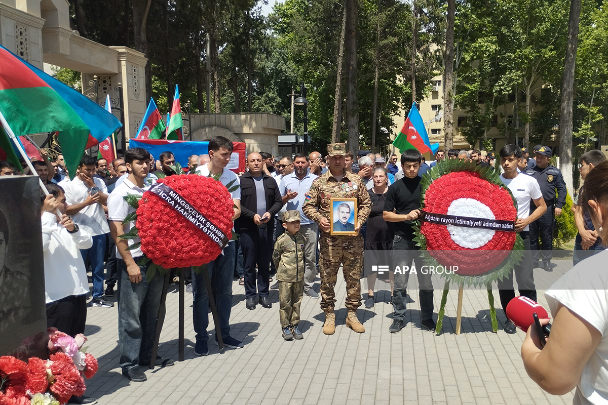 Birinci Qarabağ müharibəsində itkin düşən Əsəddin Novruzovun qalıqları Mingəçevirdə dəfn edilib - FOTO 