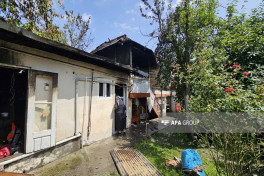 Şəkidə 5 otaqlı evdə yanğın olub - FOTO 