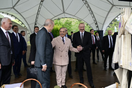 Azərbaycan və Türkiyə prezidentləri, Pakistanın Baş naziri Laçın şəhərində seyrəngahda olublar