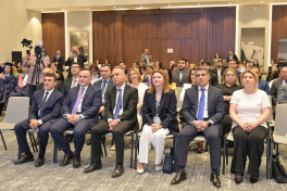 Emin Əmrullayev ADPU–CVU ikili diplom proqramının IV məzun buraxılışında iştirak edib