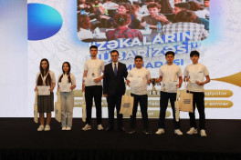“Zəkaların mübarizəsi” olimpiadası qaliblərinin mükafatlandırılması keçirilib