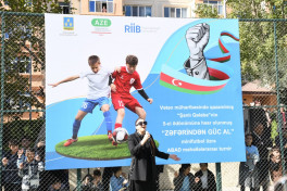Paytaxtın abad məhəllələrində mini futbol yarışları başa çatıb - FOTO 
