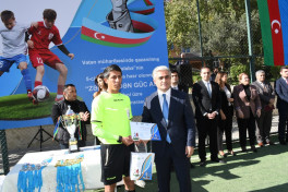 Paytaxtın abad məhəllələrində mini futbol yarışları başa çatıb - FOTO 