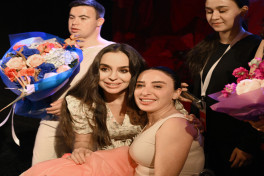 “Art Weekend” çərçivəsində “Nə qədər kifayətdir?” adlı inklüziv rəqs tamaşası təqdim edilib - FOTOLENT 