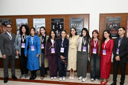 “Art Weekend” çərçivəsində “Nə qədər kifayətdir?” adlı inklüziv rəqs tamaşası təqdim edilib - FOTOLENT 