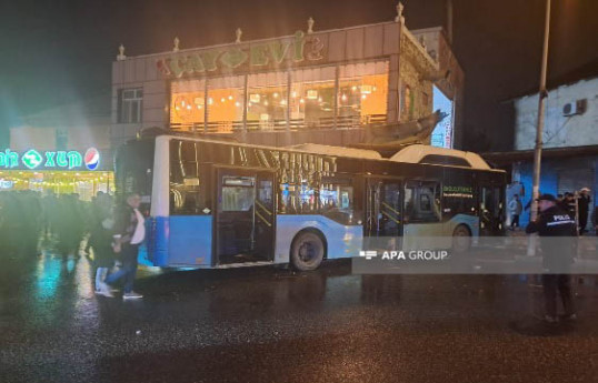 Avtobusun iki maşınla toqquşması nəticəsində xəsarət alanların vəziyyəti açıqlanıb - FOTO  - VİDEO 