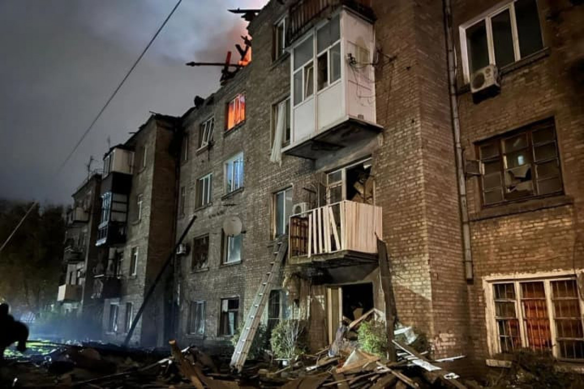 Rusiya Kamenskoye şəhərinə PUA hücumları edib, 8 nəfər xəsarət alıb