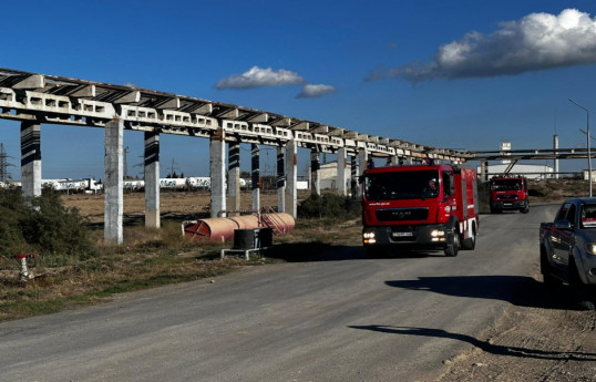 FHN Bakıda Etilen-polietilen zavodunda yanğın-taktiki təlimi keçirib - FOTO 