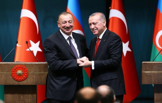 Rəcəb Tayyib Ərdoğan Prezident İlham Əliyevi Zəfərin 5-ci ildönümü münasibətilə təbrik edib