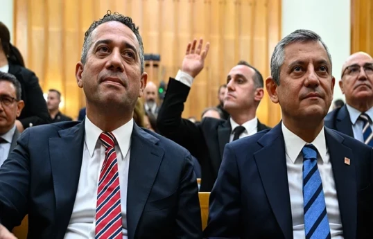 Ali Mahir Başarır, CHP sədri Özgür Özel