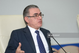 Çap və onlayn mediada Azərbaycan dilinin istifadə qaydaları müzakirə edilib - FOTO 