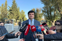 Bulvarda “Zəfər yolu ilə Böyük Qayıdış” adlı fotosərgi təşkil olunub - FOTO 