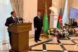 Türkmənistanda 8 Noyabr - Zəfər Günü qeyd edilib