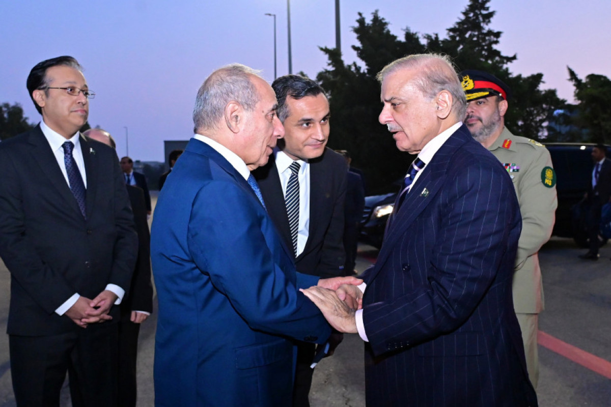 Baş nazirin birinci müavini Yaqub Eyyubov, Pakistan Baş naziri Məhəmməd Şahbaz Şərif
