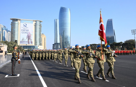 Türkiyə MN Bakıda keçirilən hərbi paradla bağlı paylaşım edib