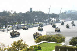 Bakıda keçirilən hərbi paraddan FOTOLENT 