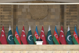 Vətən müharibəsində Qələbənin beşinci ildönümünə həsr olunmuş hərbi parad keçirilib - YENİLƏNİB-8 