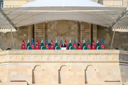 Vətən müharibəsində Qələbənin beşinci ildönümünə həsr olunmuş hərbi parad keçirilib - YENİLƏNİB-8 