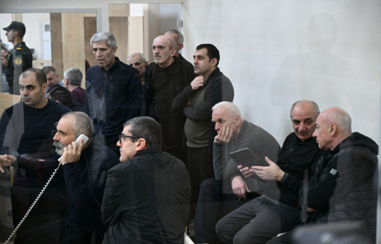 Prokuror Arayik Harutyunyan, Levon Mnatsakanyan, David Manukyan, Davit İşxanyan və David Babayana ömürlük həbs cəzası istəyib