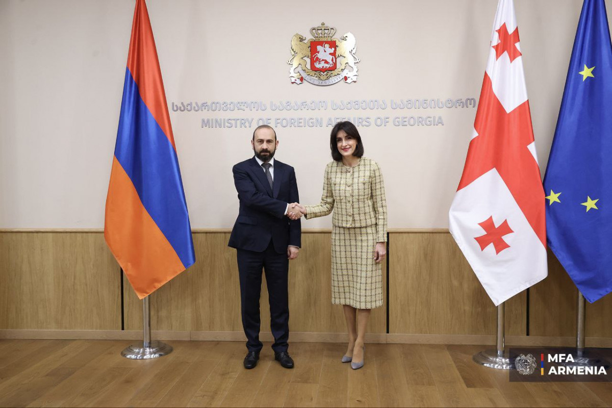 Ermənistan xarici işlər naziri Ararat Mirzoyan, Gürcüstan xarici işlər naziri Maka Boçorişvili