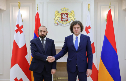 Ermənistanın xarici işlər naziri Ararat Mirzoyan və Gürcüstanın Baş naziri İrakli Kobaxidze