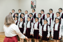 Leyla Əliyeva Mingəçevirdə şəhid ailəsini ziyarət edib, bir sıra sosial müəssisələrlə tanış olub