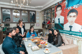 Leyla Əliyeva Mingəçevirdə şəhid ailəsini ziyarət edib, bir sıra sosial müəssisələrlə tanış olub