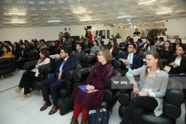 Aİ səfiri: Gənclərin diplomatiyada iştirakı cəmiyyətlərimizi bir-birinə bağlayır - FOTO 